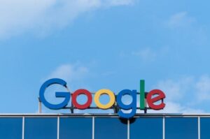 Google Kembangkan Fitur Perlindungan Baru Berbasis AI untuk Tangkal Penipuan Online